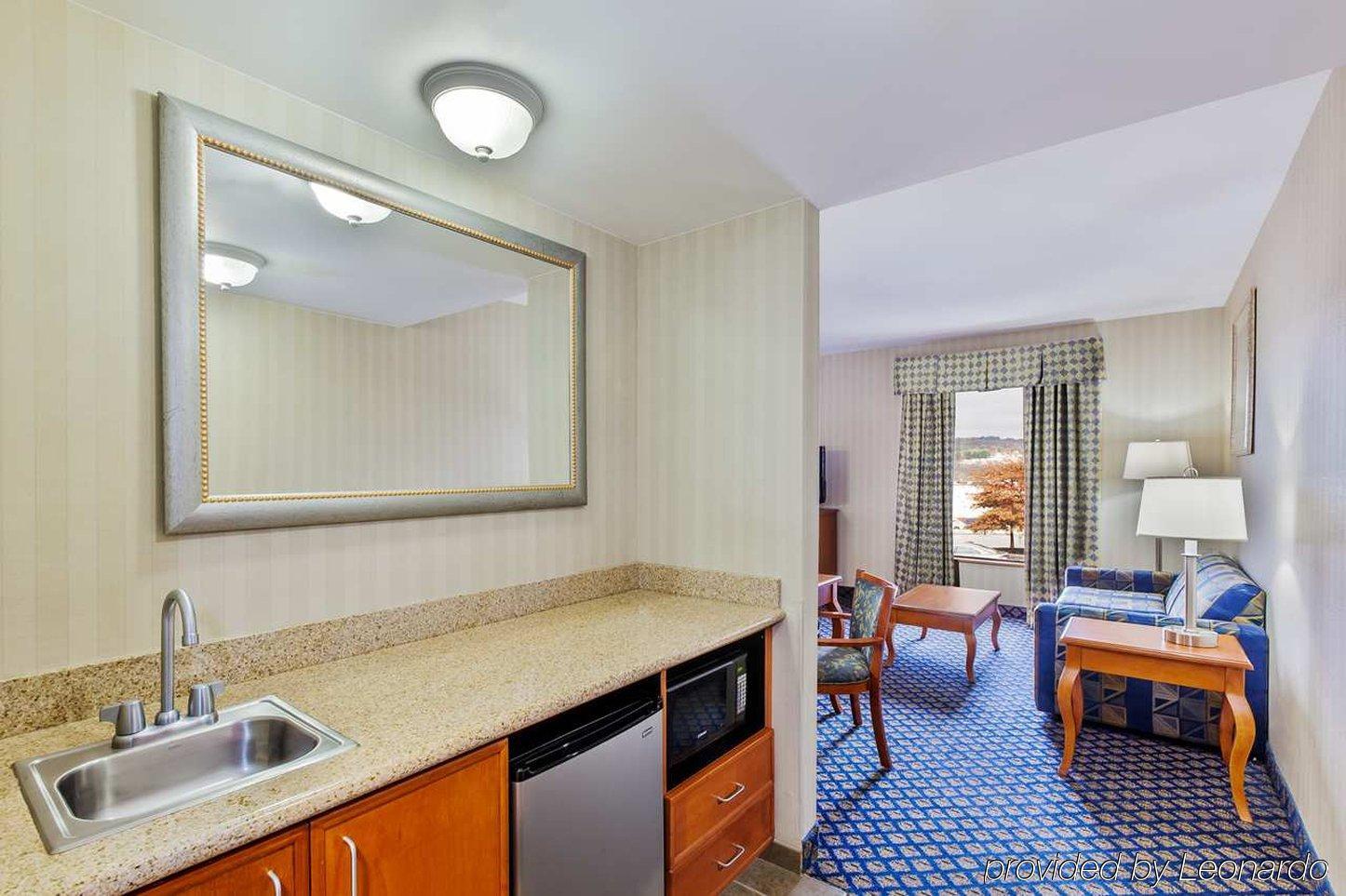 Hampton Inn And Suites Jamestown Εξωτερικό φωτογραφία
